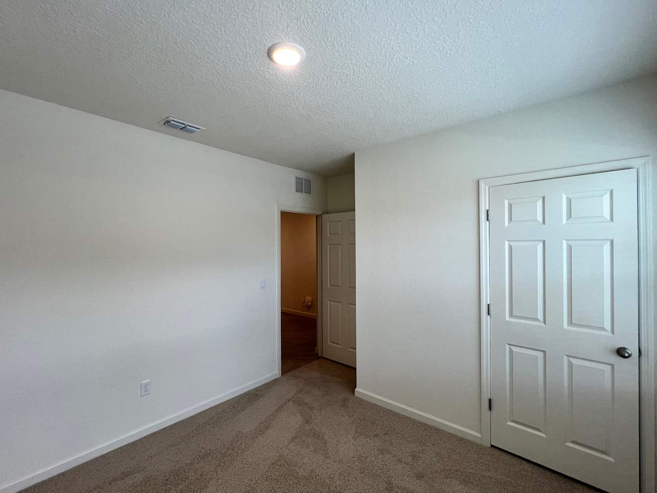 669 NW Prima Vista Blvd, Port Saint Lucie photo 13