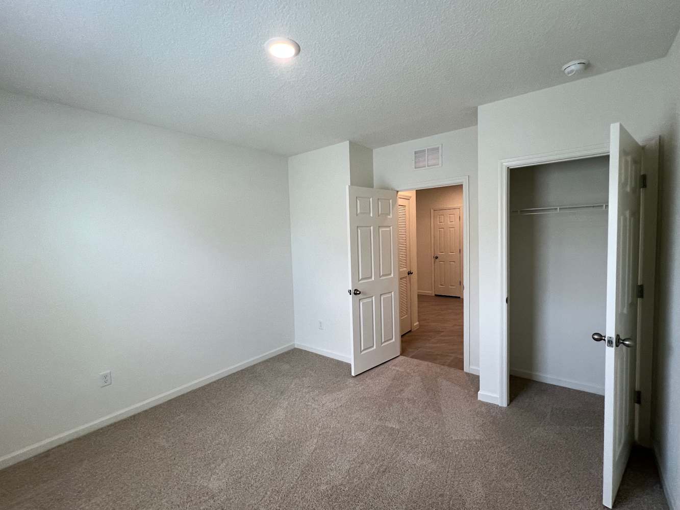 669 NW Prima Vista Blvd, Port Saint Lucie photo 15
