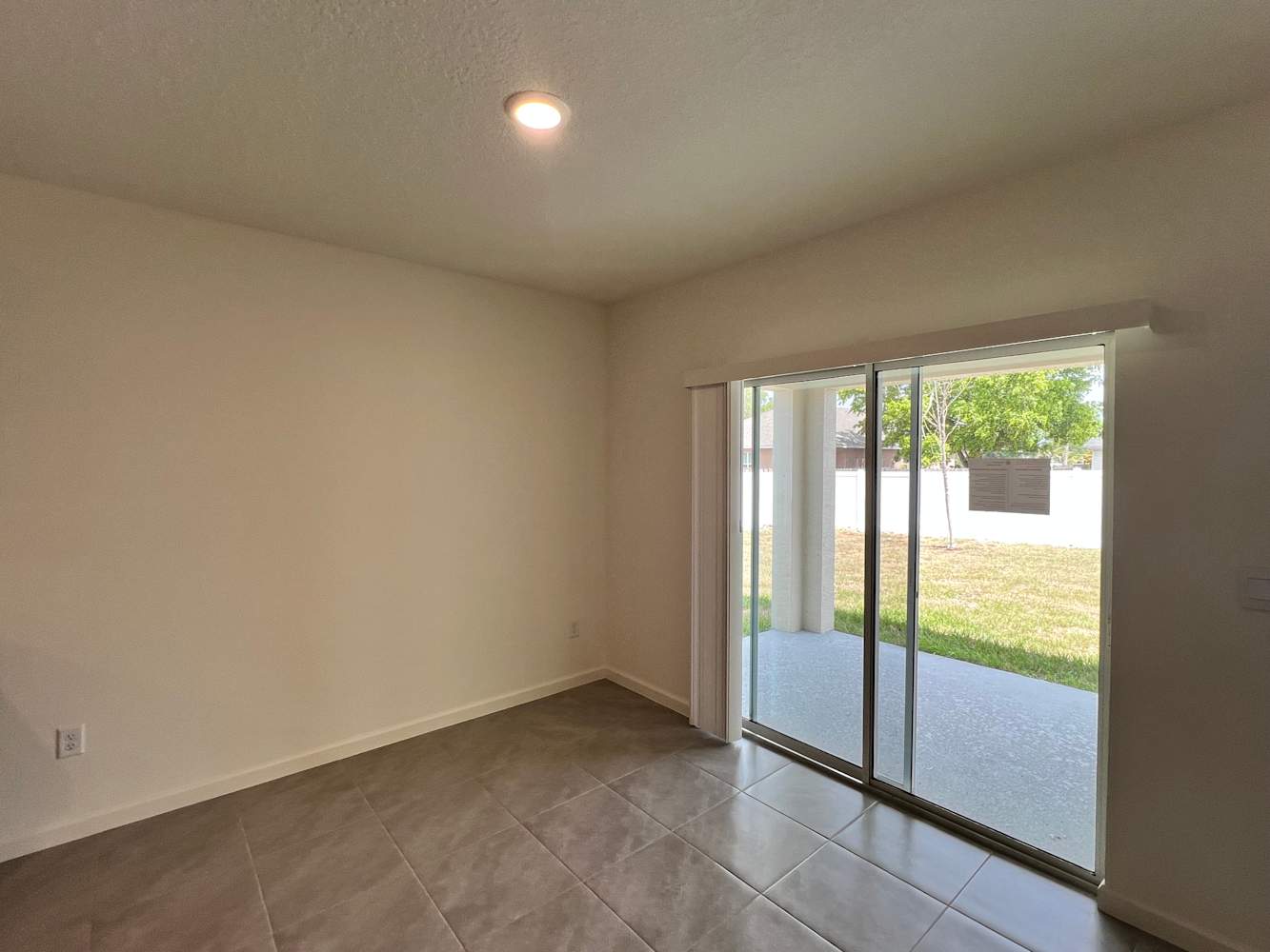 669 NW Prima Vista Blvd, Port Saint Lucie photo 8