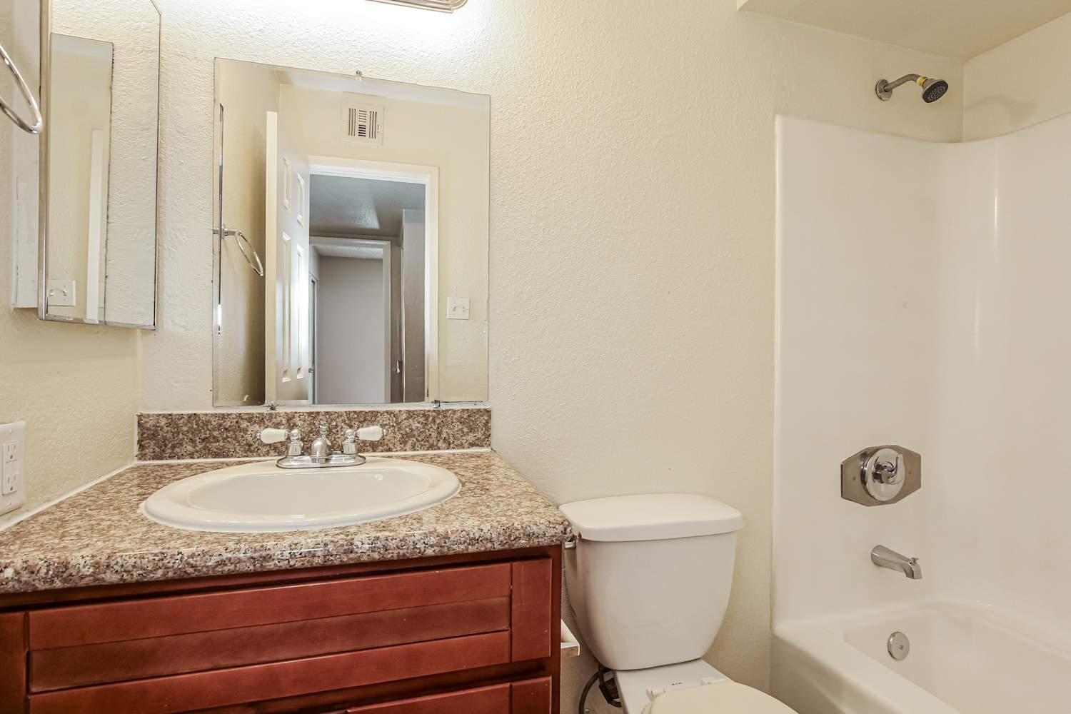 6731 W Denton Ln, Glendale photo 14