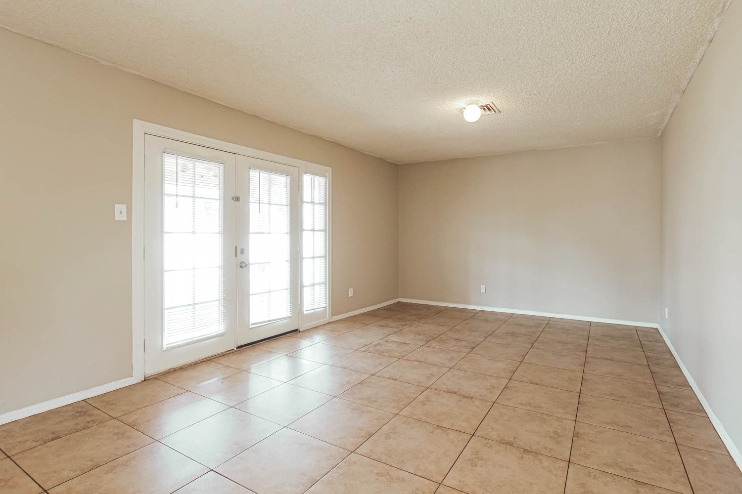 6731 W Denton Ln, Glendale photo 6