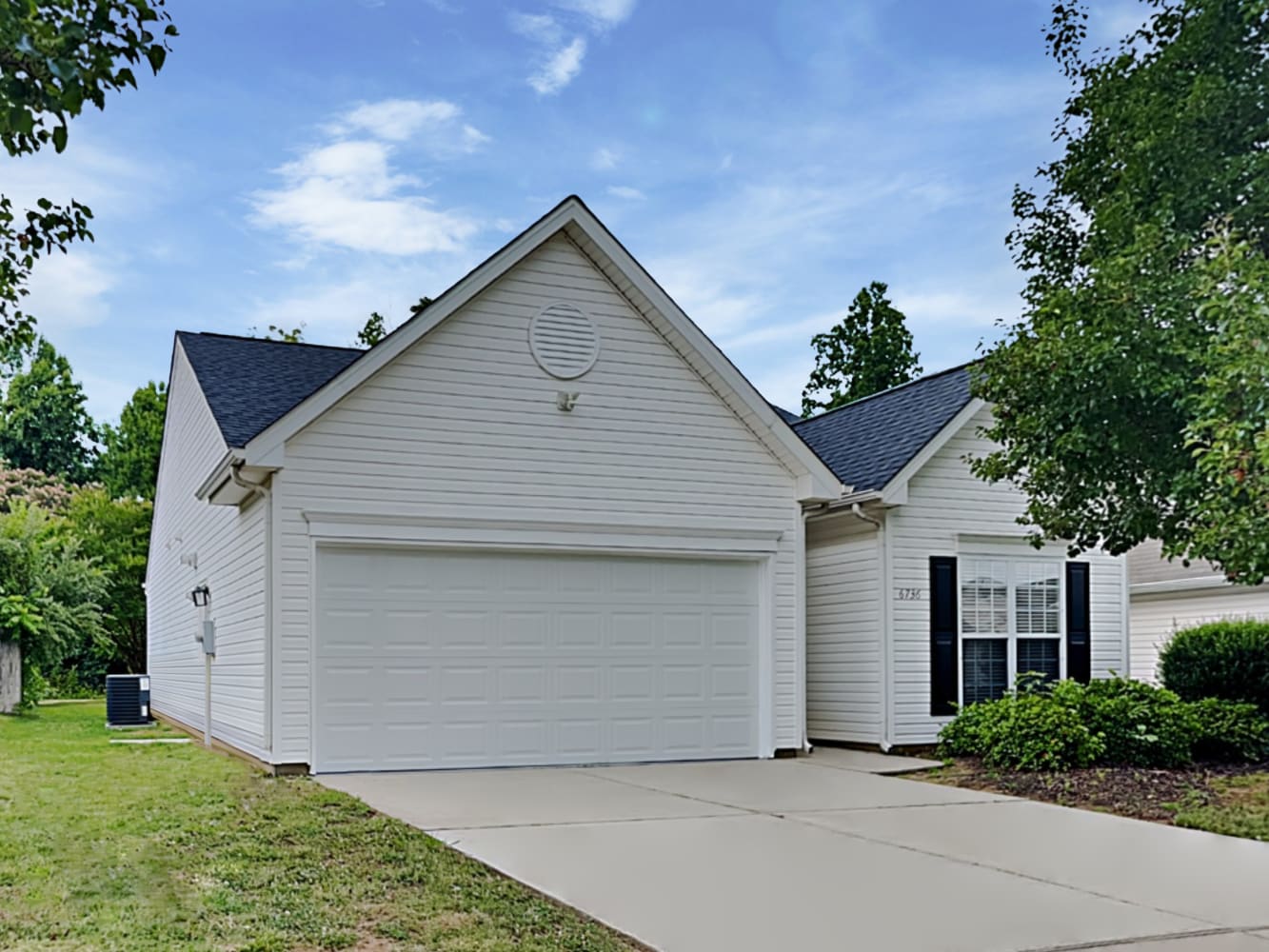 Front of 6736 Winners Dr, Whitsett, NC