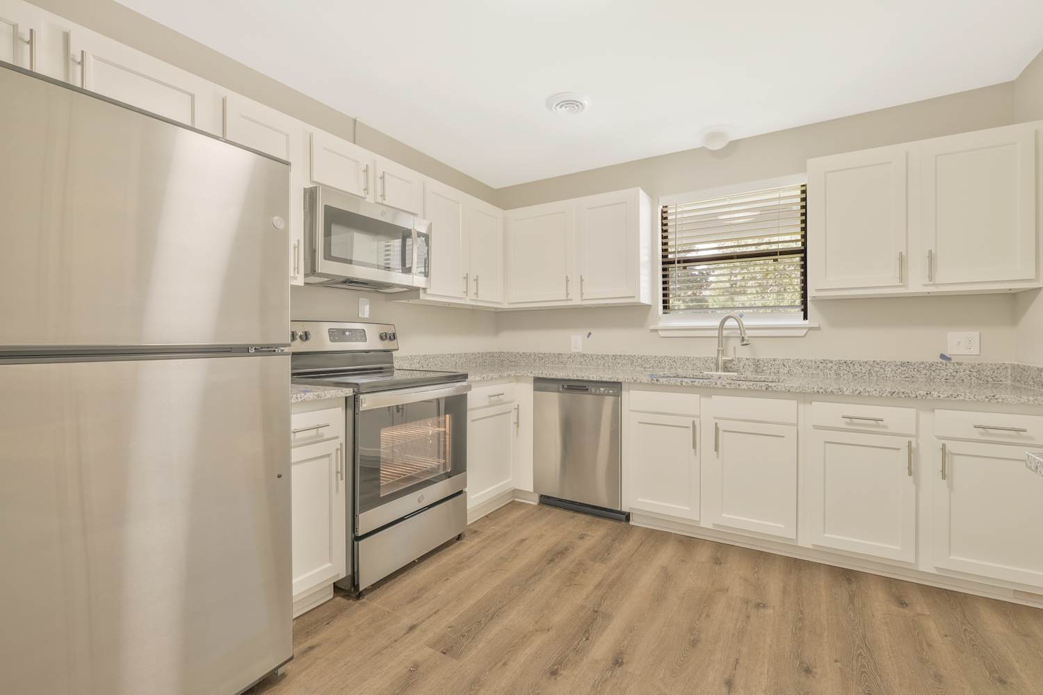 6750 Harlow Blvd, Jacksonville photo 13