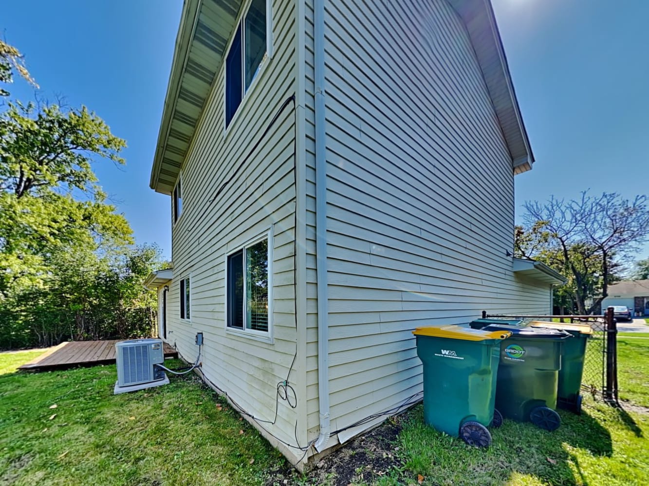 6791 Red Wing Dr, Woodridge photo 20