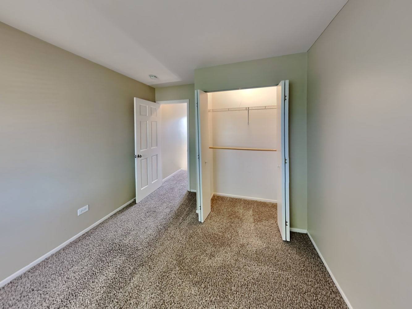 6791 Red Wing Dr, Woodridge photo 17