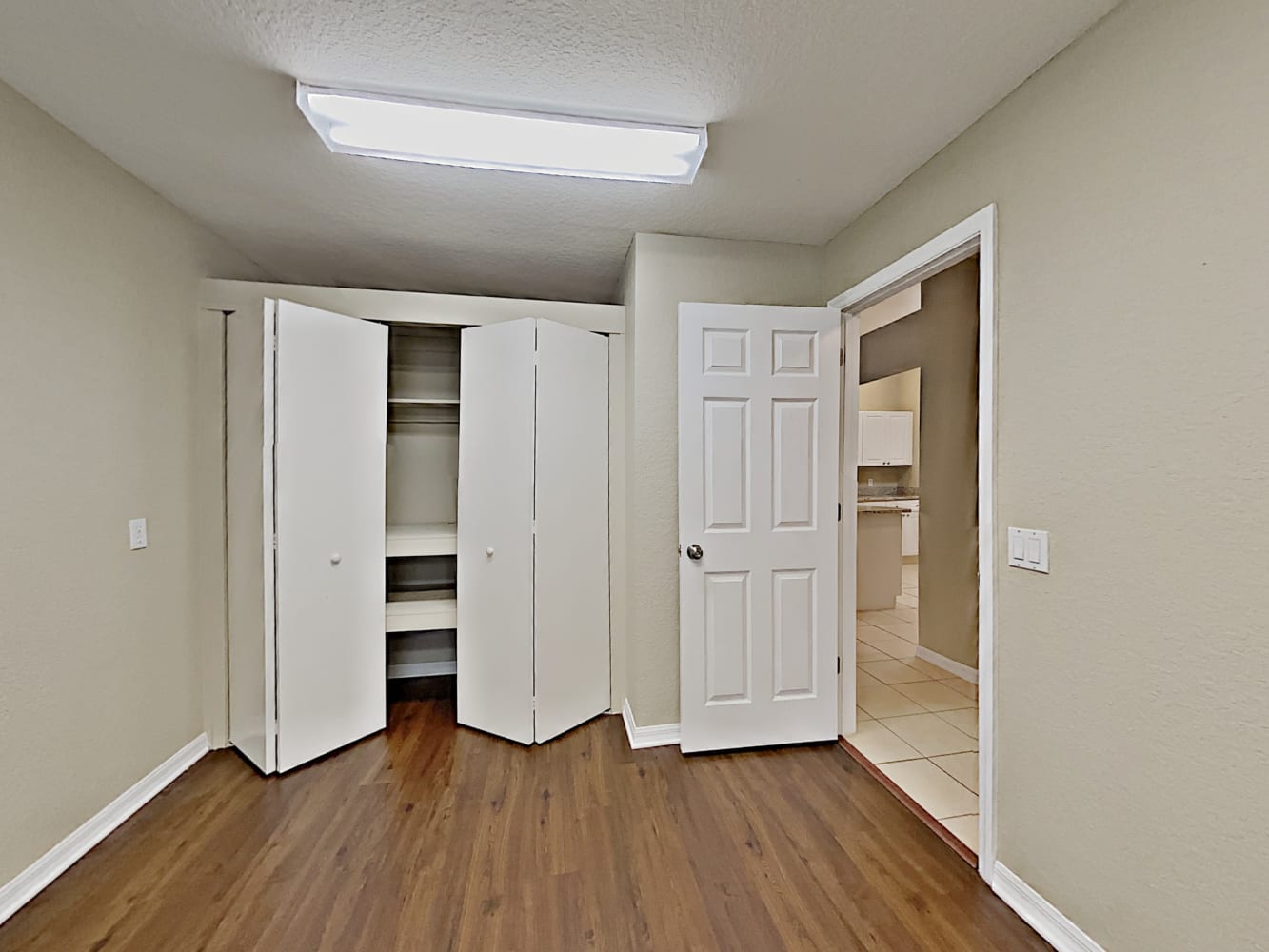 6792 Deering Cir, Sarasota photo 11
