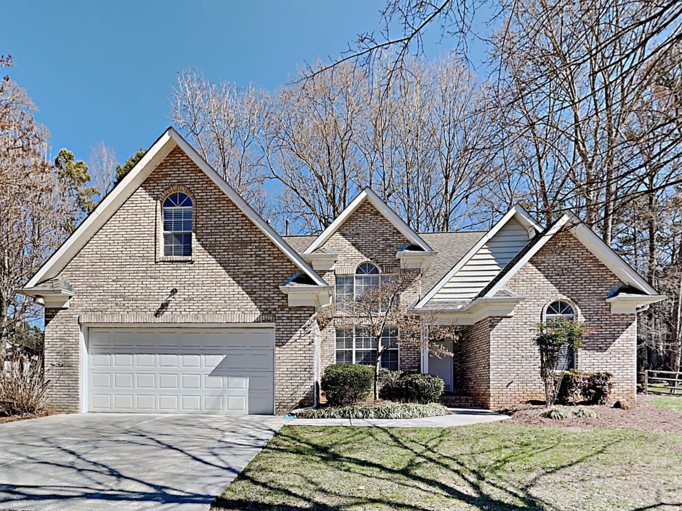 Front of 6808 Loretta Pl, Charlotte, NC