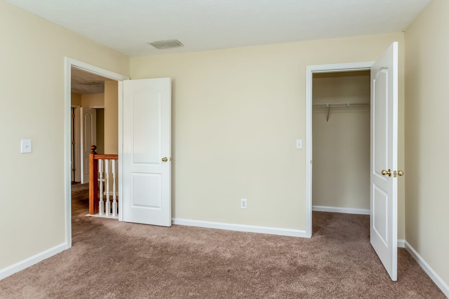 6810 Waters Edge Dr, Stone Mountain photo 13