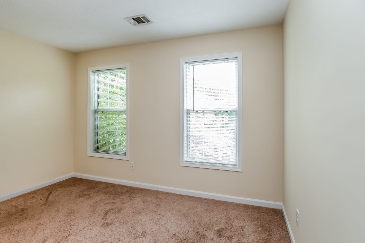 6810 Waters Edge Dr, Stone Mountain photo 15