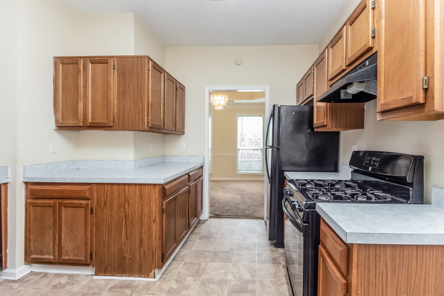 6810 Waters Edge Dr, Stone Mountain photo 8