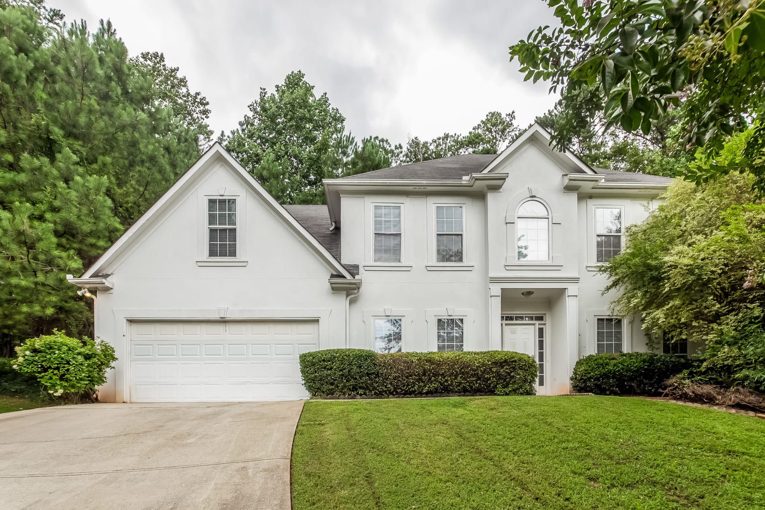 6810 Waters Edge Dr, Stone Mountain photo 1