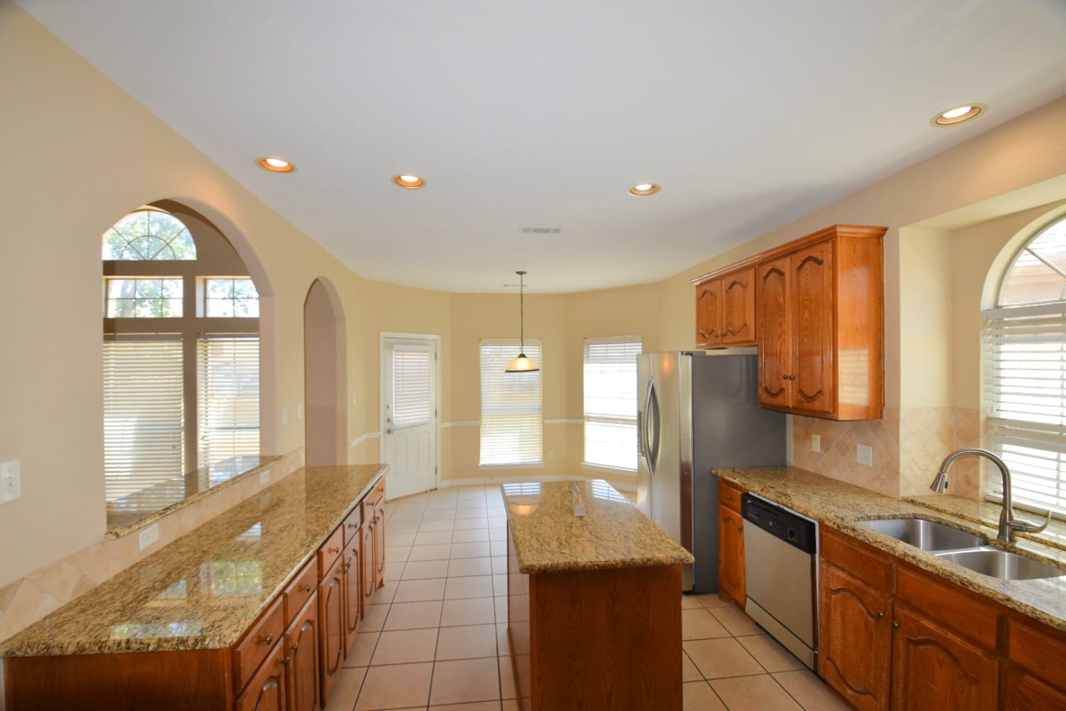 6821 Muleshoe Ln, Fort Worth photo 8