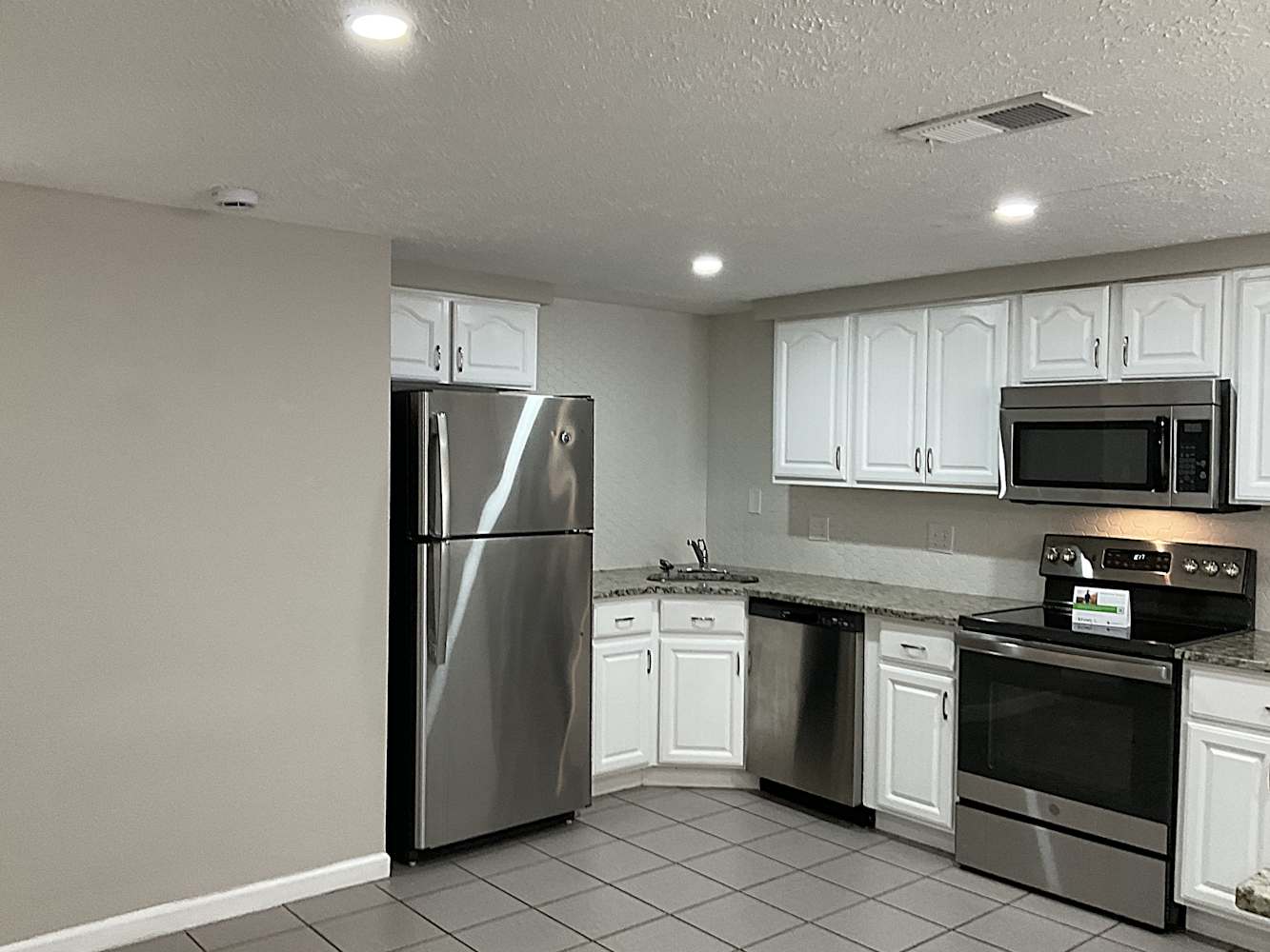 6837 Greenwich Ave, New Port Richey photo 5