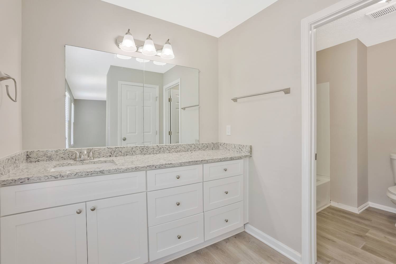 690 Greenhedge Dr, Stone Mountain photo 21