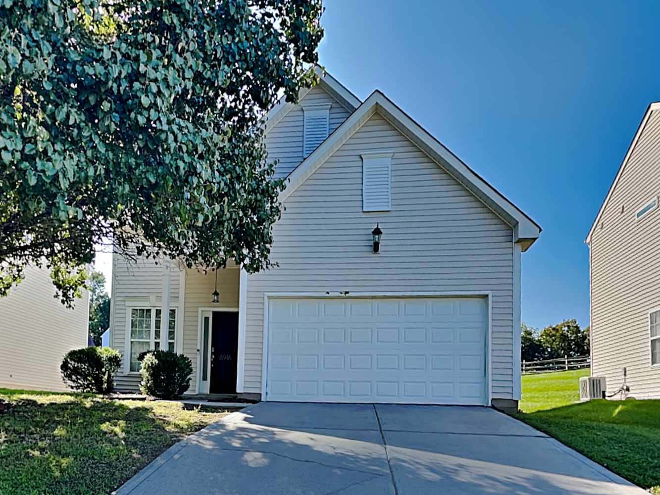 Front of 6916 Chieftain Dr, Charlotte, NC