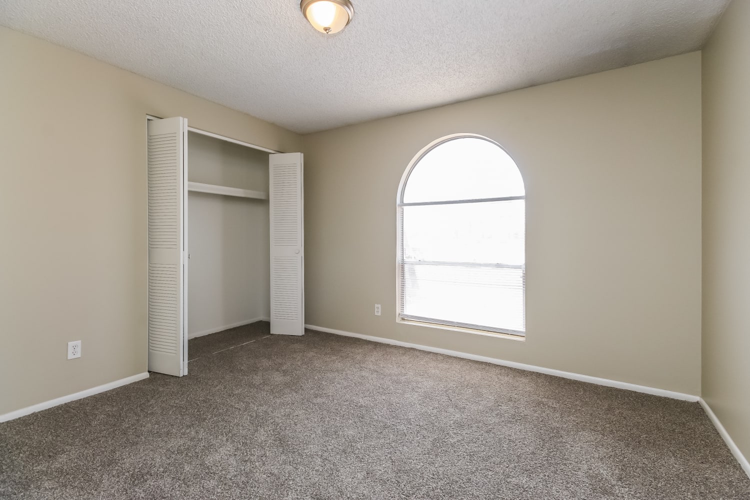 6943 W Hubbell St, Phoenix photo 12