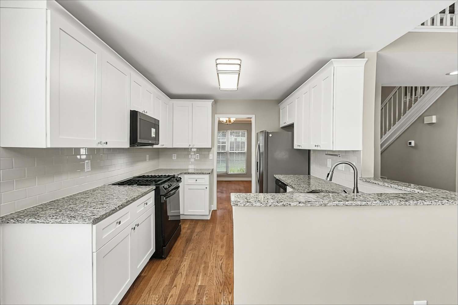 6984 Forest Manor Dr, Denver photo 11