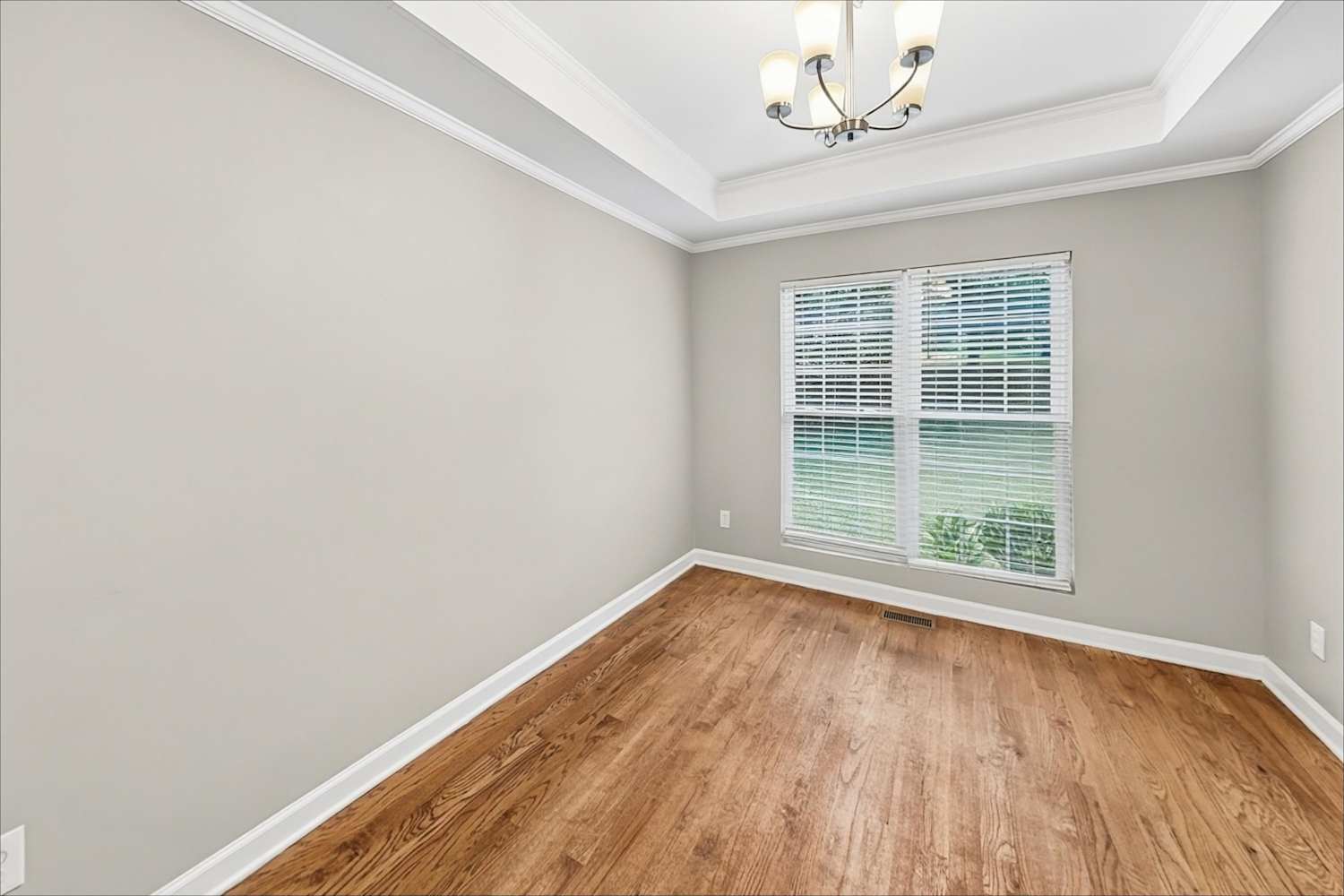 6984 Forest Manor Dr, Denver photo 8