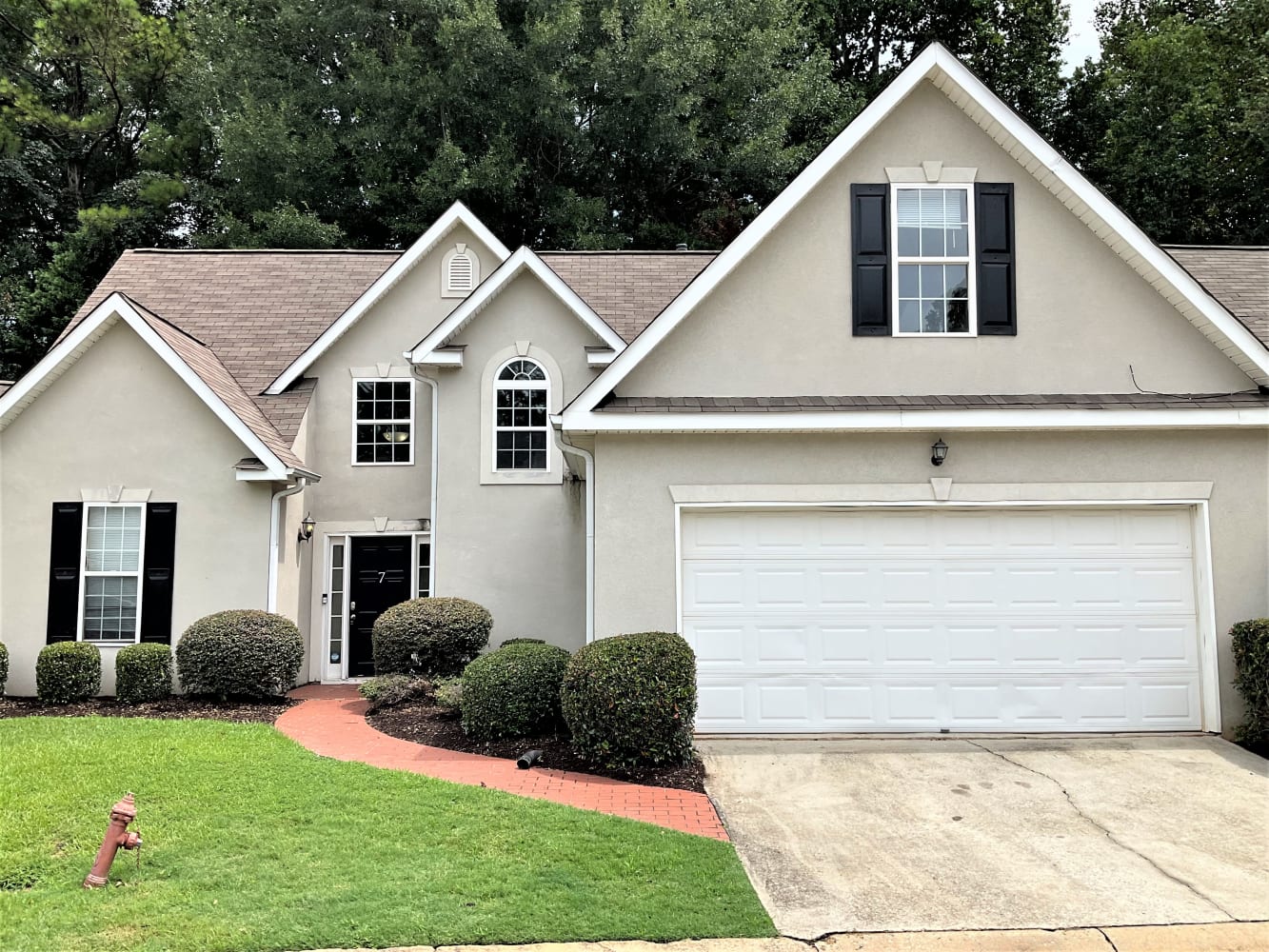 Front of 7 Village Pt, Newnan, GA