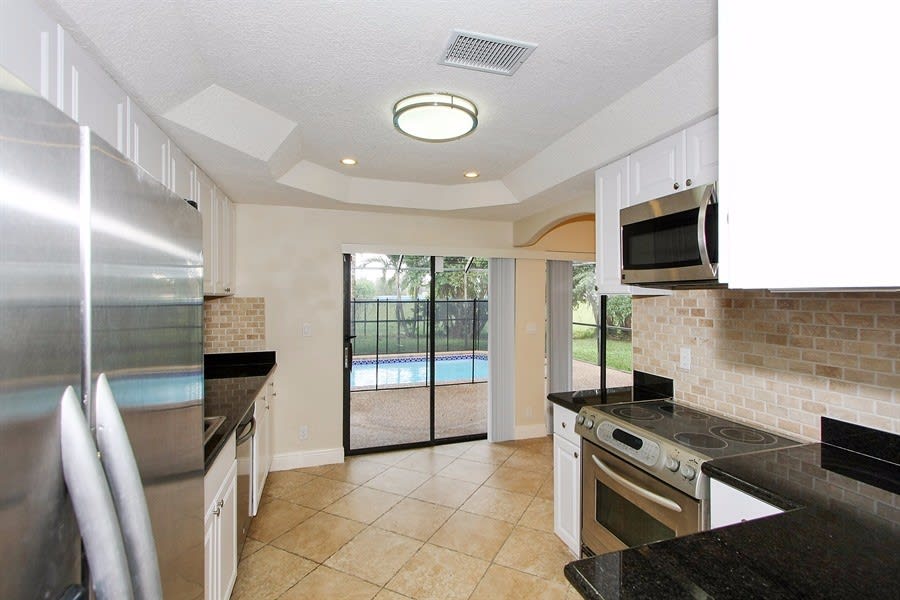 7002 NW 38th St, Coral Springs photo 10