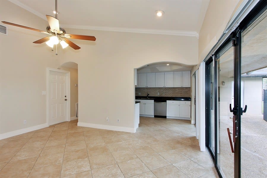 7002 NW 38th St, Coral Springs photo 8