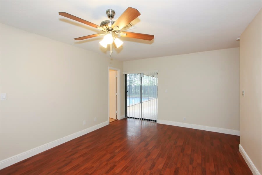 7002 NW 38th St, Coral Springs photo 15
