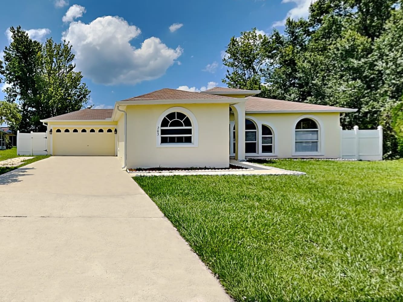 703 Martin Ln, Poinciana photo 1