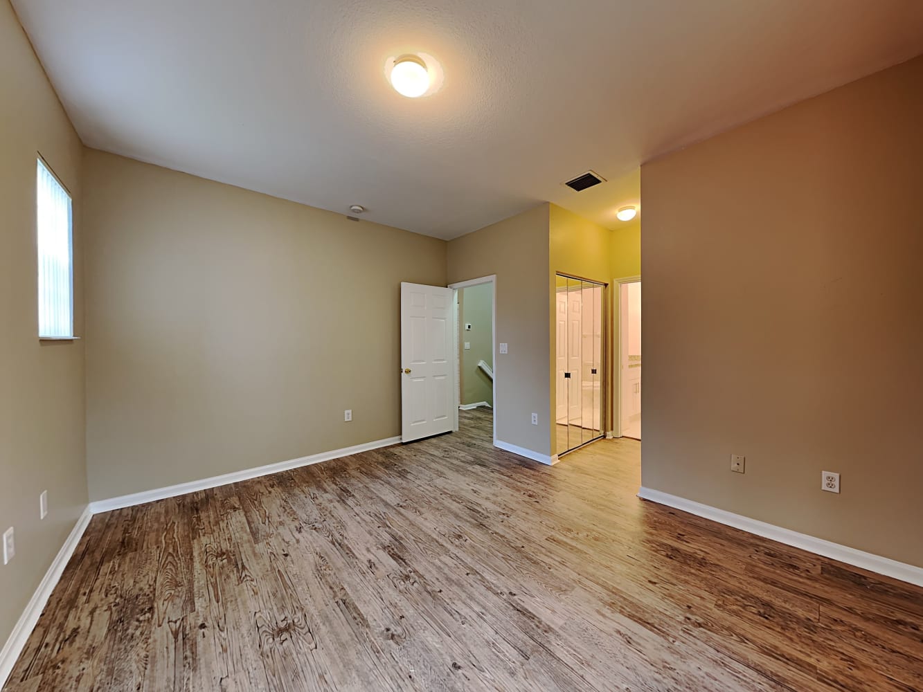 703 NW 170th Ter, Pembroke Pines photo 9