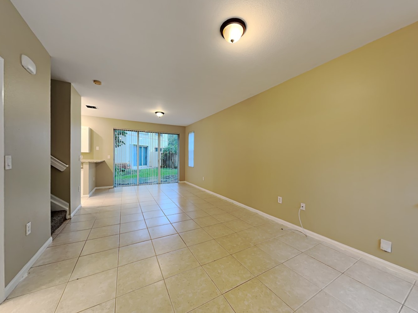 703 NW 170th Ter, Pembroke Pines photo 4