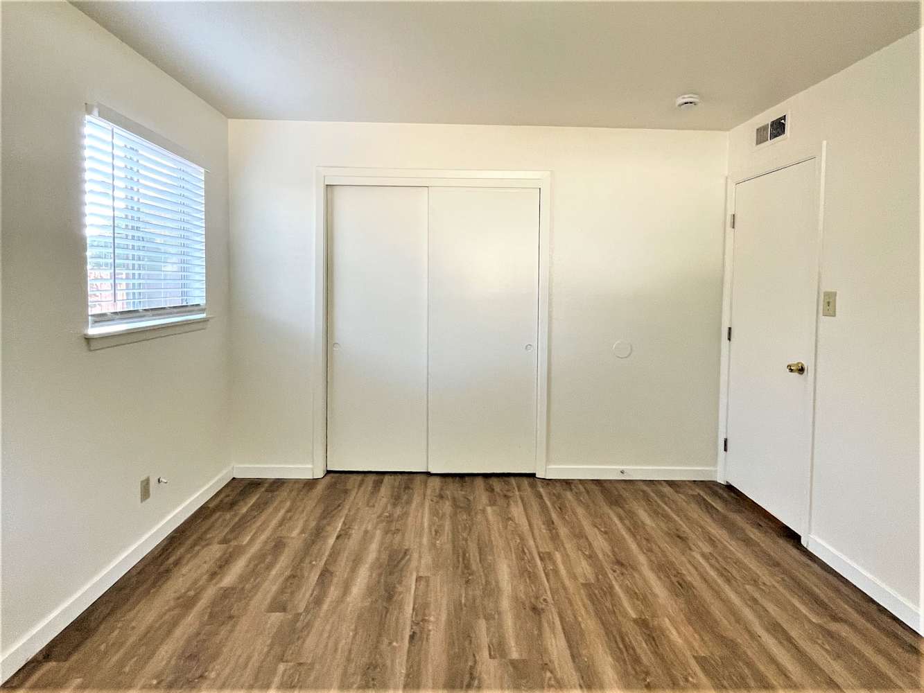 7030 Tamoshanter Way, Sacramento photo 10