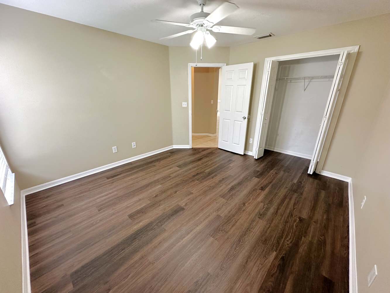 704 Tuscanny St, Brandon photo 11