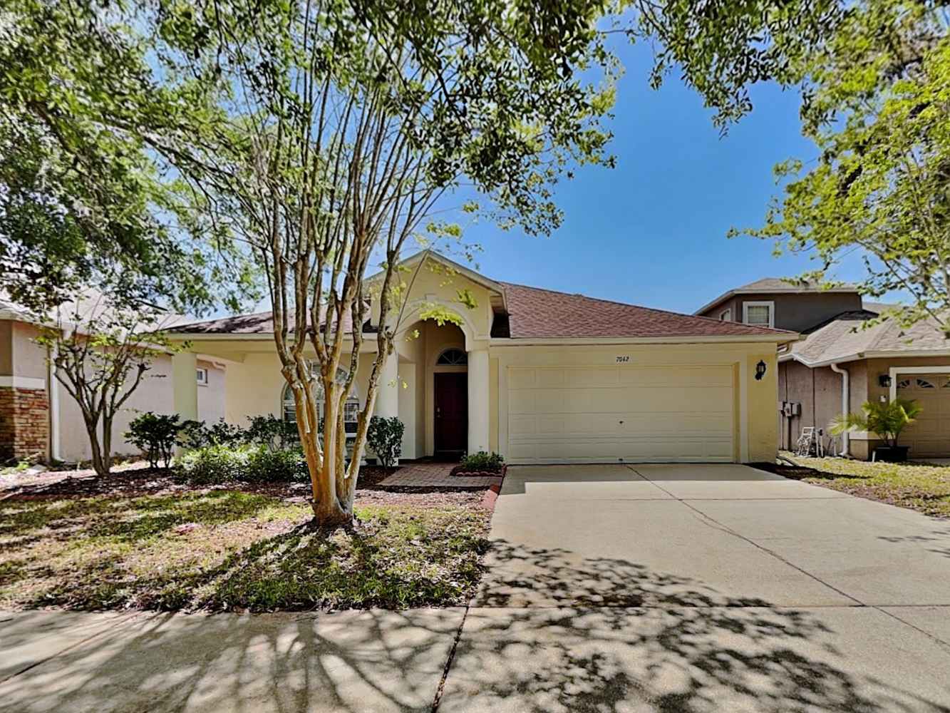 Front of 7042 Moss Ledge Run, Land O Lakes, FL