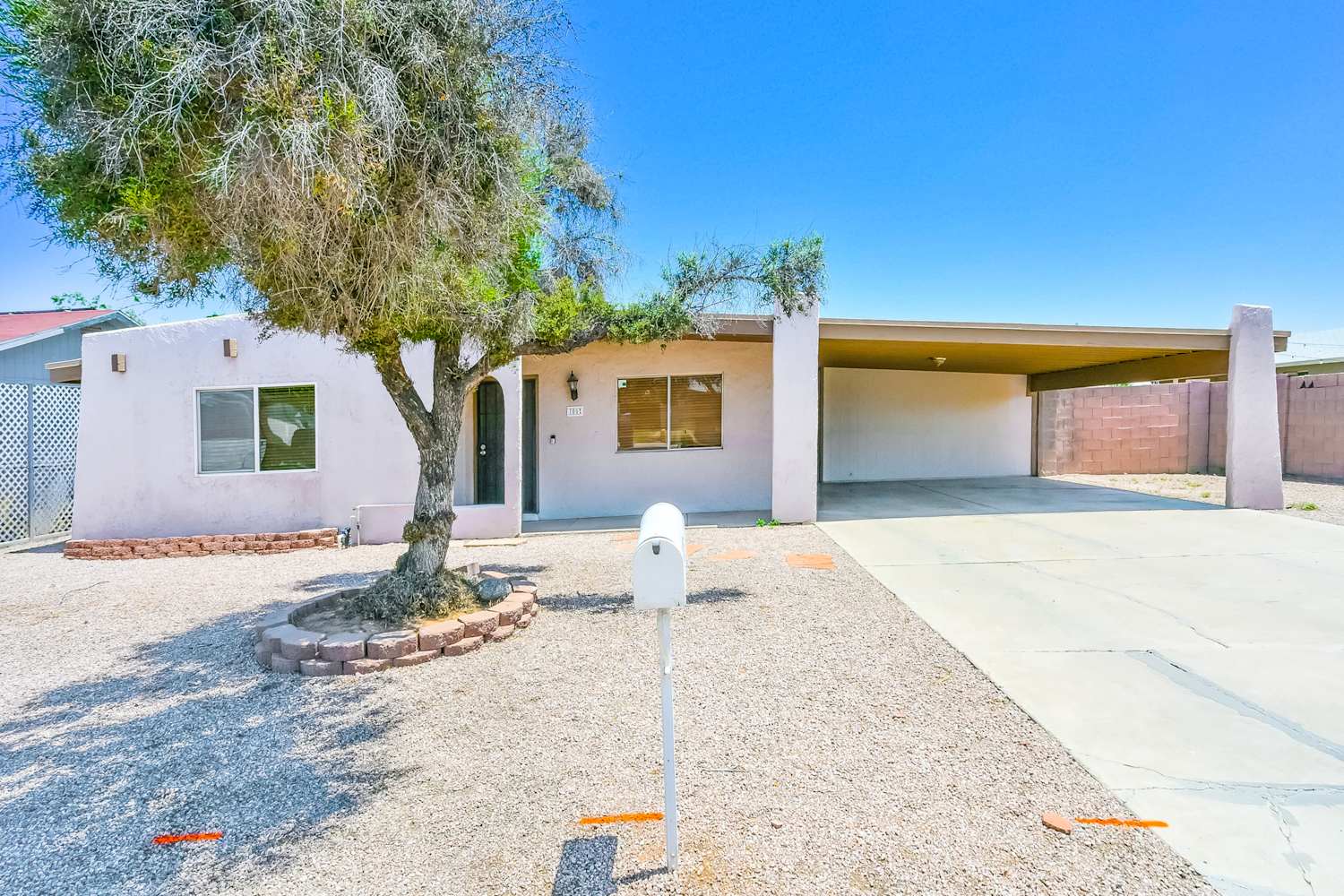 705 N Pine St, Gilbert photo 1