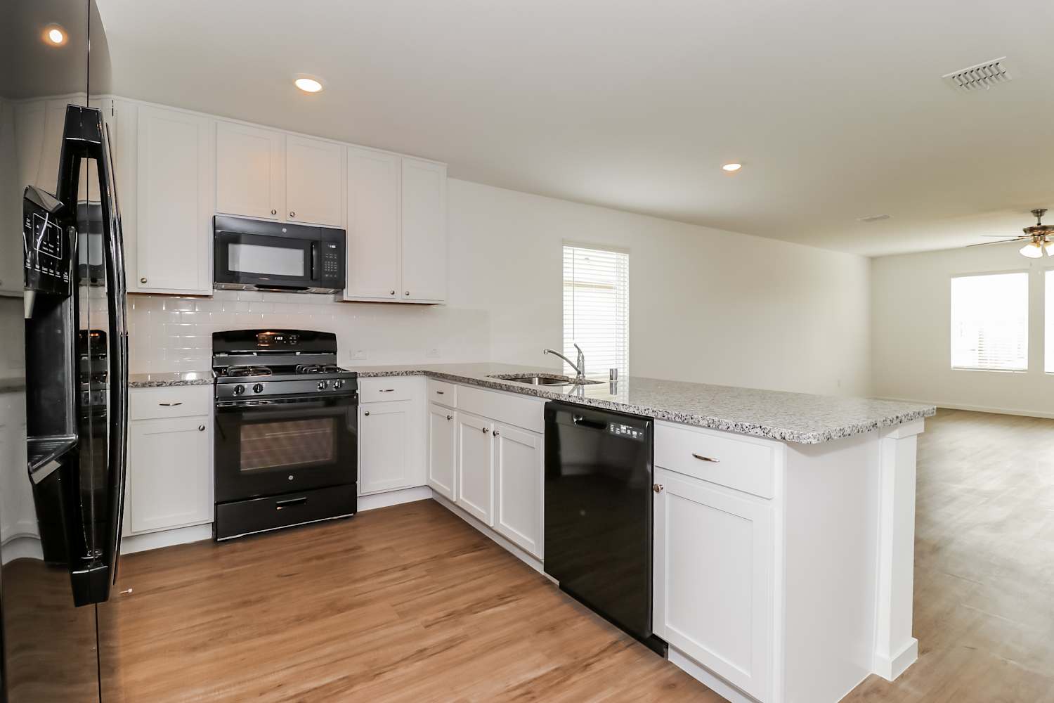 7101 Landings Edge Rd, Fort Worth photo 9
