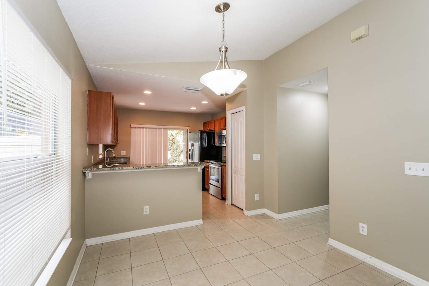 7108 Kendall Heath Way, Land O Lakes photo 6