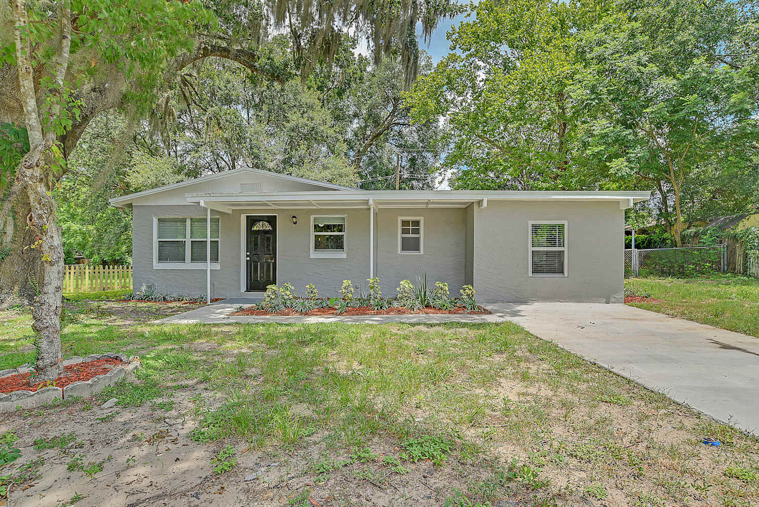 Front of 7115 Peyton Pl, Orlando, FL