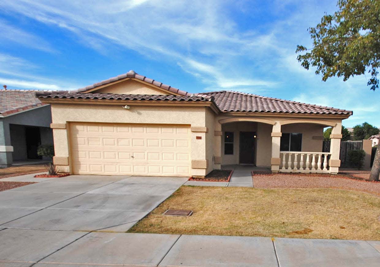 Front of 7116 W Toronto Way, Phoenix, AZ