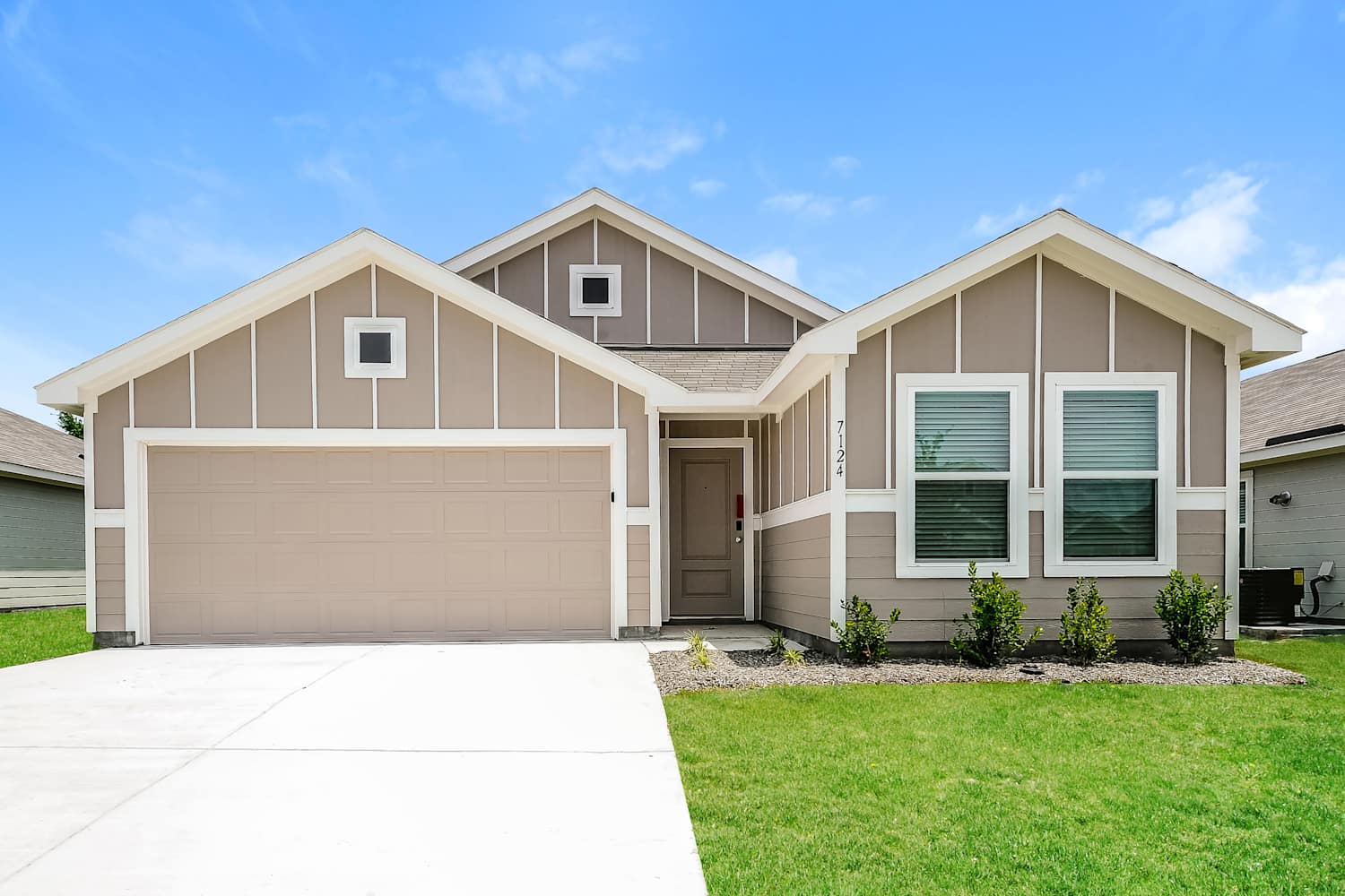 7124 Landings Edge Rd, Fort Worth photo 1