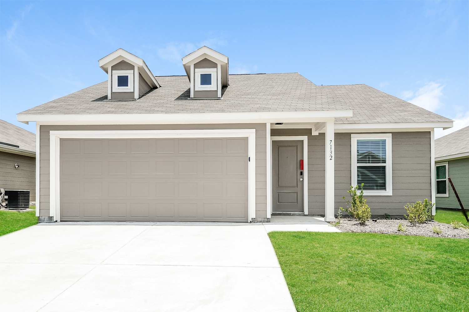 7132 Landings Edge Rd, Fort Worth photo 1