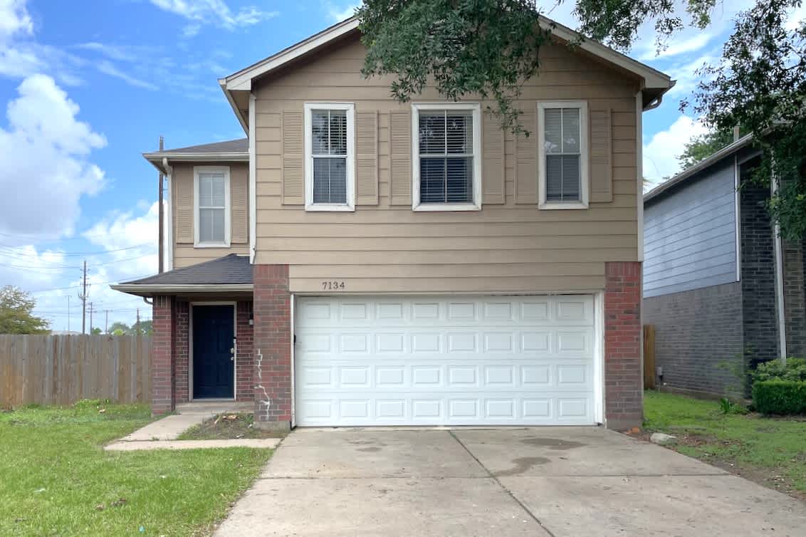 7134 Cheshire Park Rd, Houston photo 1