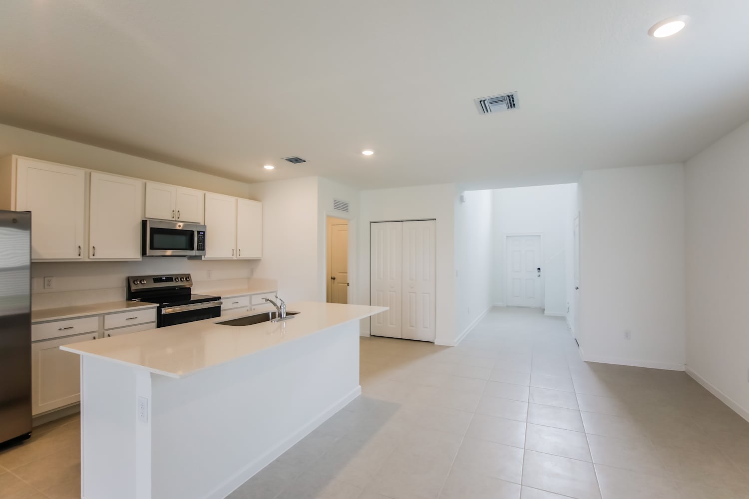 714 Carlyle Way, Fort Pierce photo 7