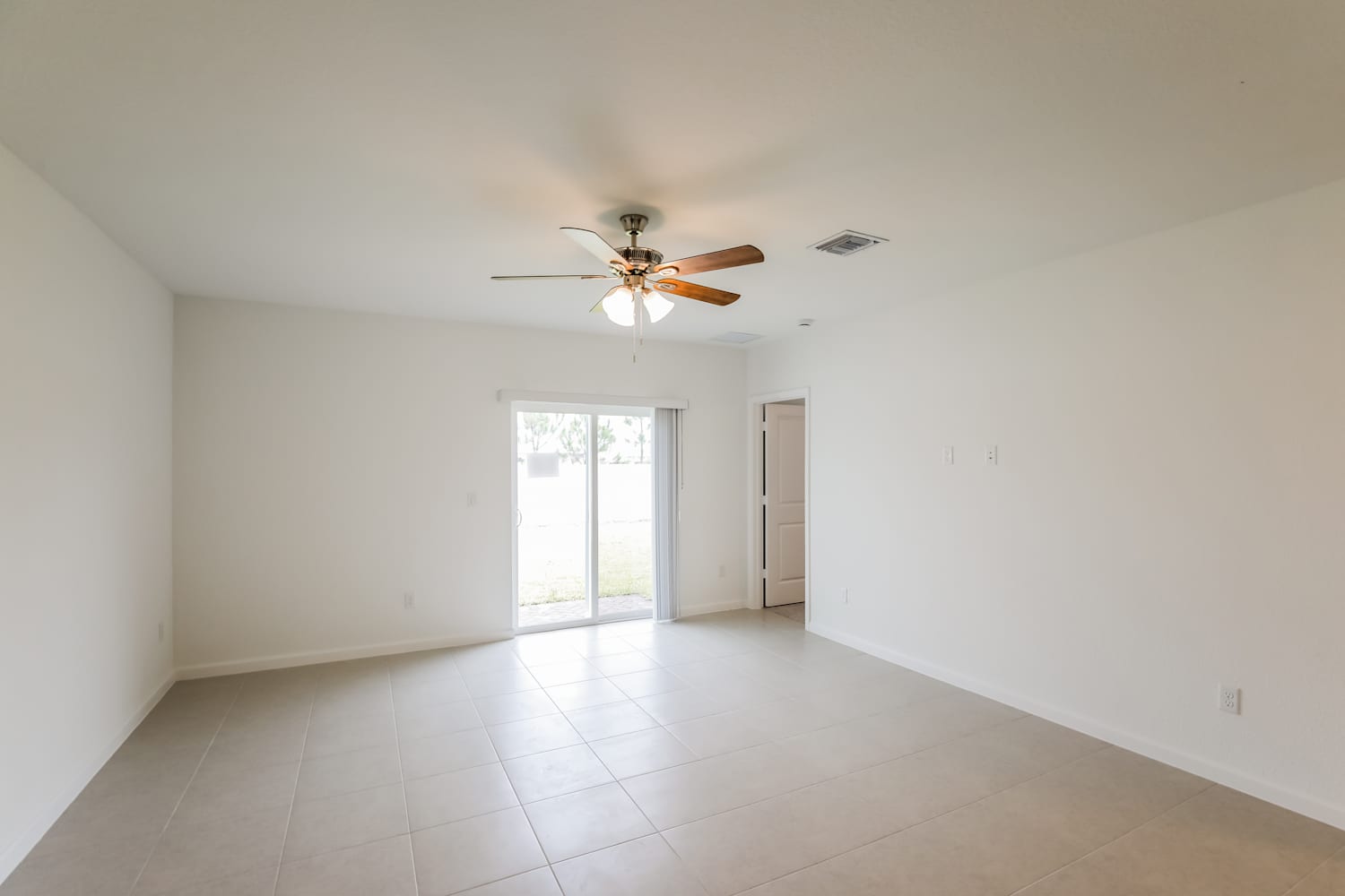 714 Carlyle Way, Fort Pierce photo 5