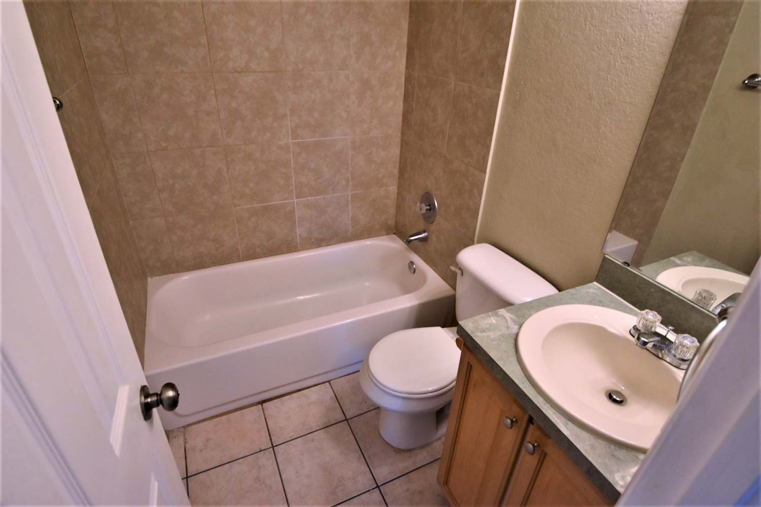 714 Hamster Ct, Kissimmee photo 12