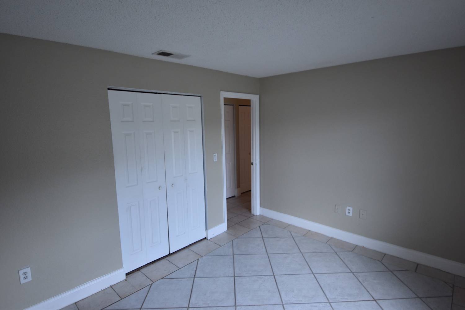 714 Hamster Ct, Kissimmee photo 9