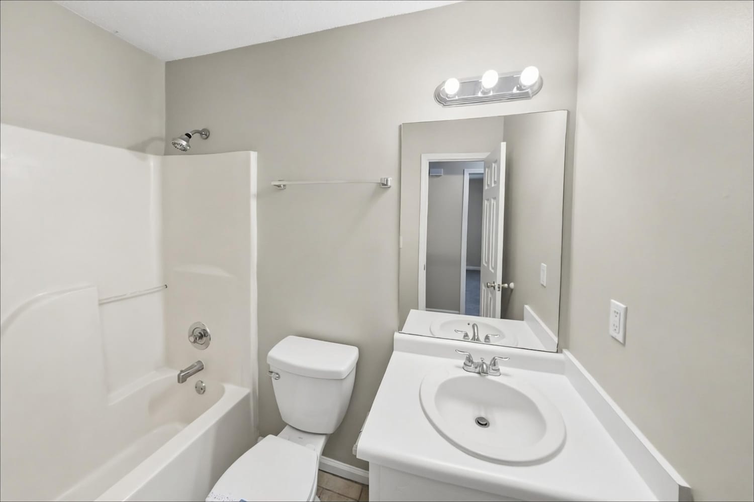 715 Saddle Shoals Dr, Lawrenceville photo 17