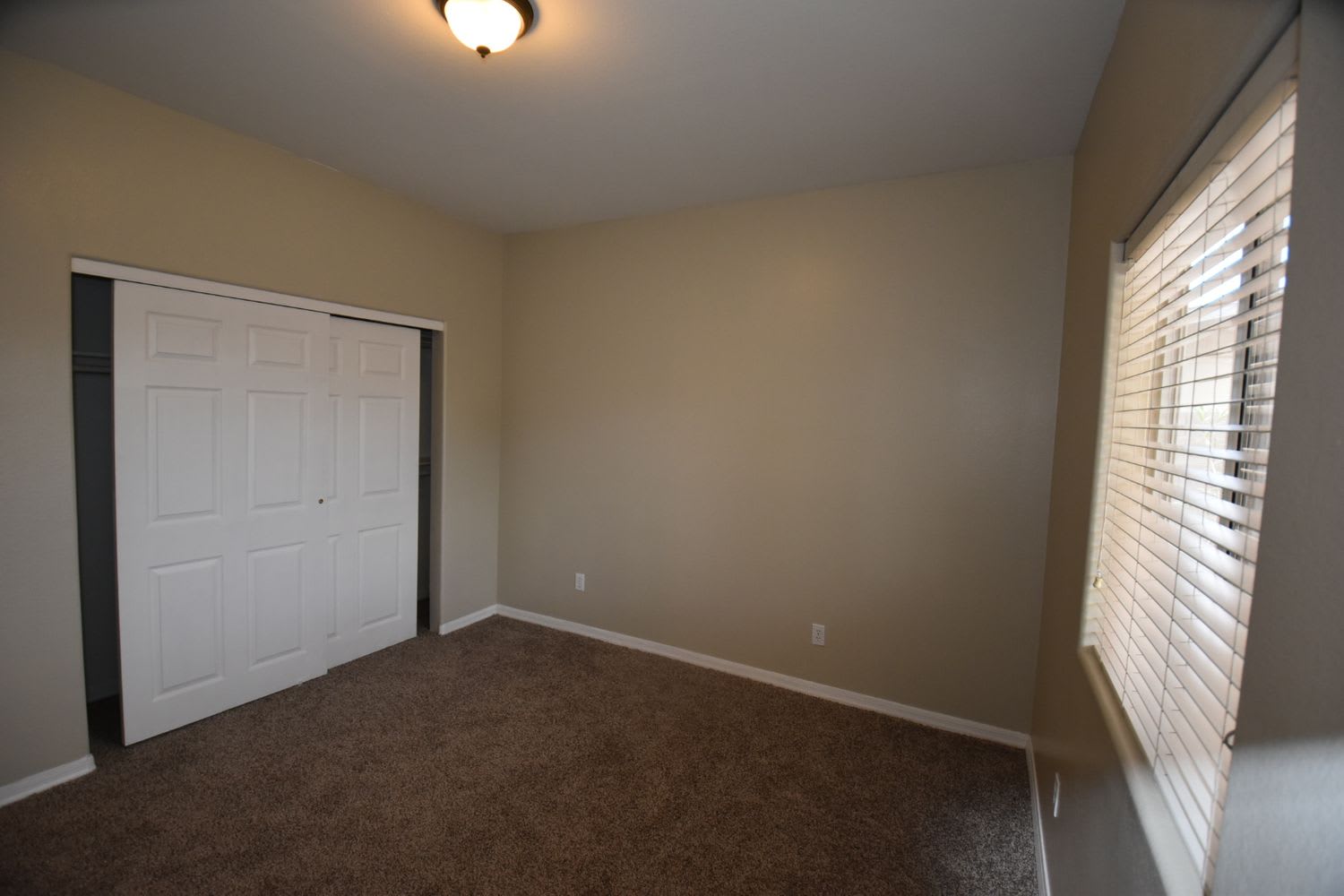 716 E 2nd Ave, Mesa photo 7