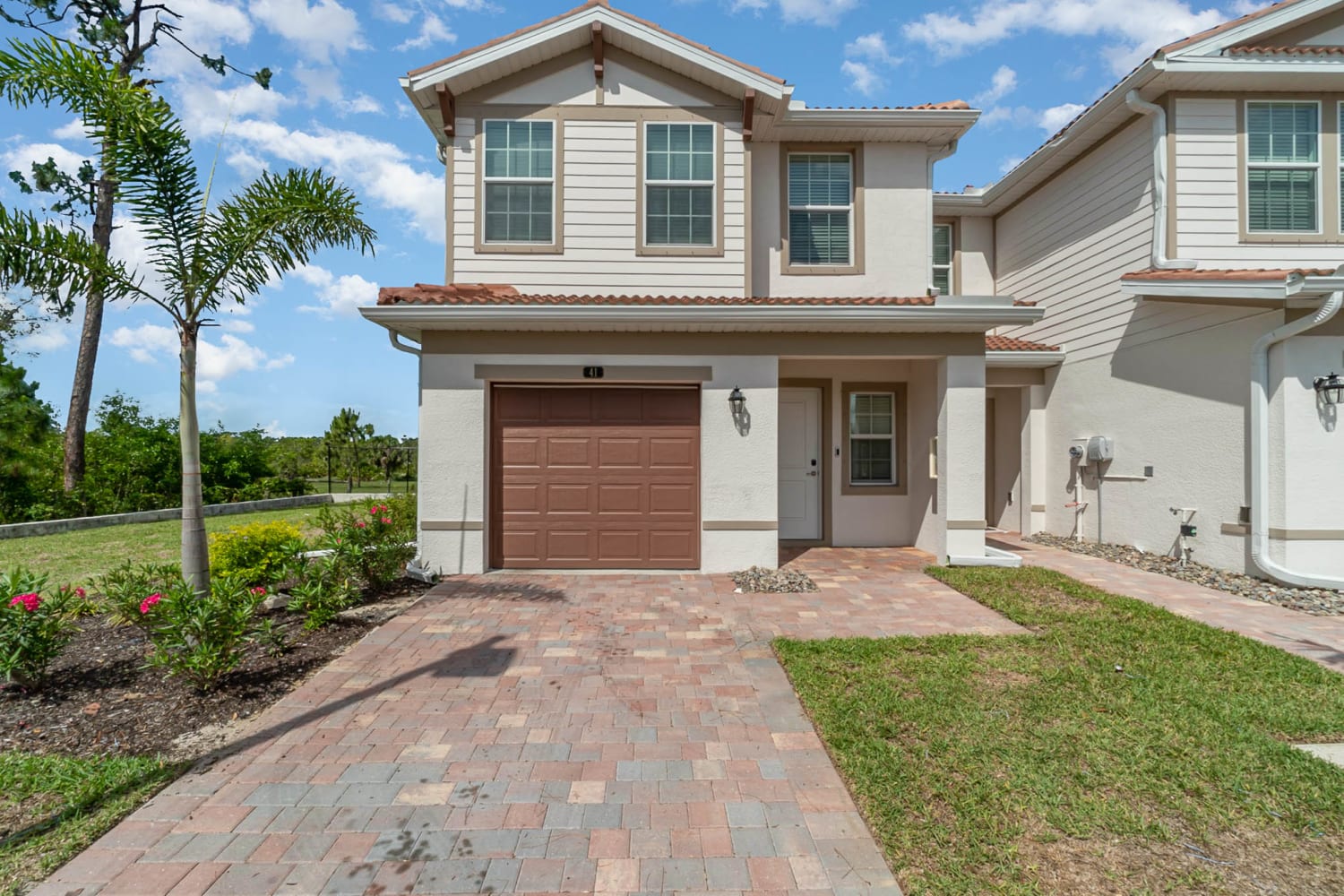 Front of 7161 Greenwood Park Cir #40, Fort Myers, FL