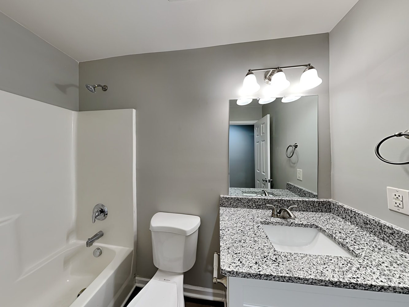720 Red Oak Tree Dr, Fuquay Varina photo 17