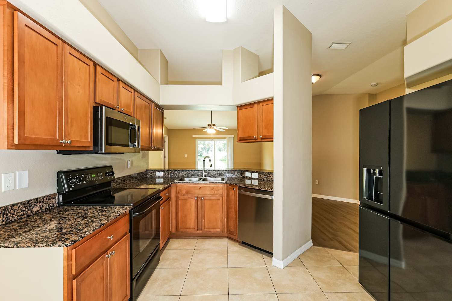7205 Royal George Ct, Zephyrhills photo 8