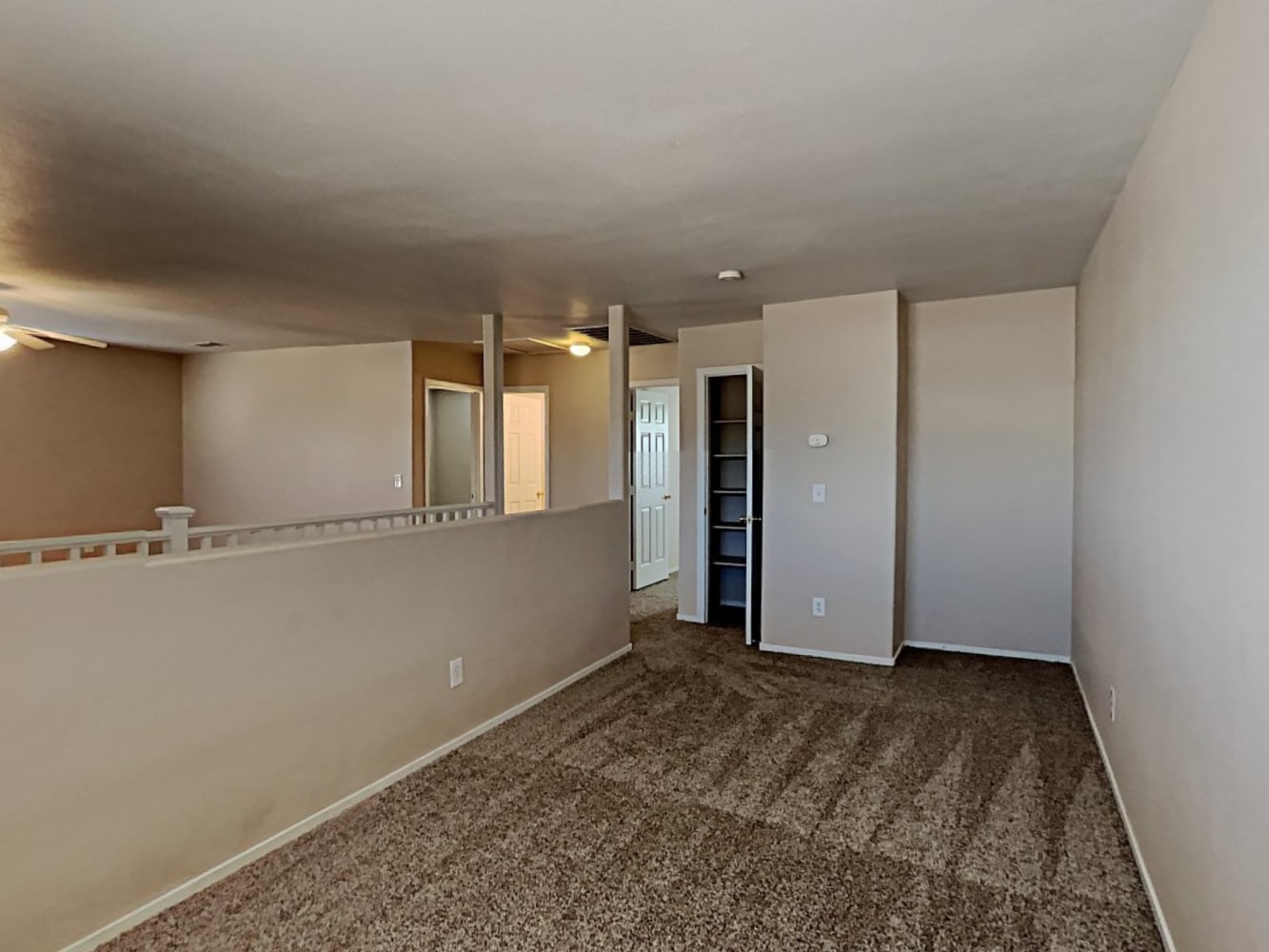 722 Booted Eagle St, Henderson photo 10
